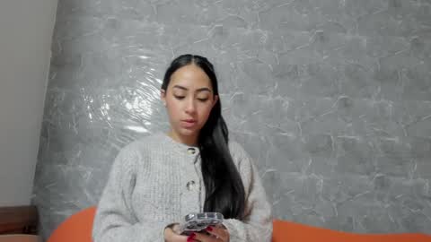 vanessaadol online show from January 23, 1:13 pm