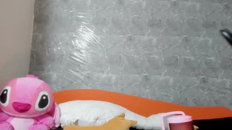 vanessaadol online show from February 12, 10:03 am