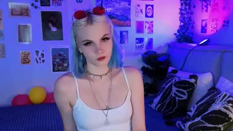 Vanessa online show from July 1, 2:49 pm