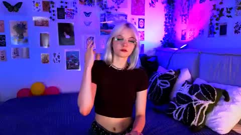 Vanessa online show from July 5, 2:45 pm