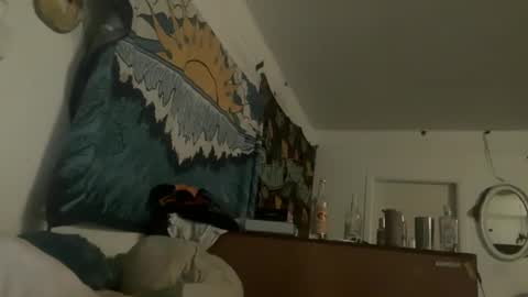 vanessaluvs2play online show from May 1, 9:23 am
