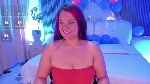 vanessascott_ online show from May 6, 7:01 am