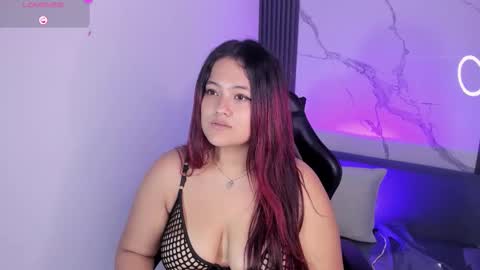 Snapshot of vanessascott_ chatting on October 3, 10:09 am vanessascott_ online show from October 3, 10:09 am