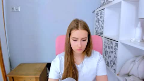 VanessaTrue online show from March 6, 9:04 am