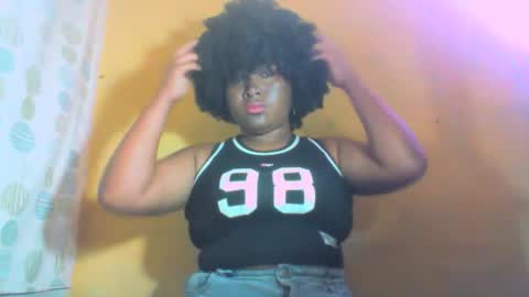 vaniah321 online show from March 17, 5:44 am