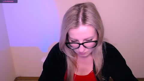 Mia online show from June 14, 2:24 am