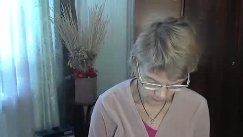 Vanillaxcreamy online show from November 15, 6:47 am