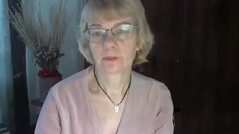 Snapshot of vanillaxcreamy chatting on January 16, 9:59 am Vanillaxcreamy online show from January 16, 9:59 am