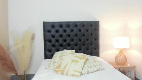 Vannesa online show from March 6, 3:45 am