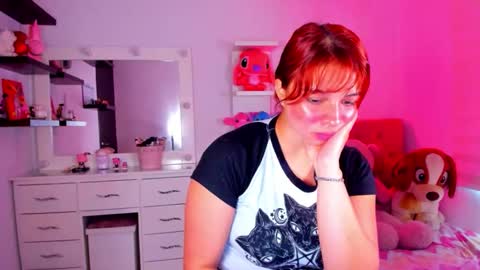 Vanesa online show from June 11, 4:15 pm