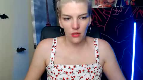 Vanessa online show from May 22, 3:21 pm