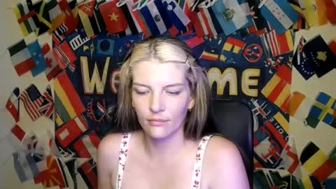 Vanessa online show from June 29, 7:04 am