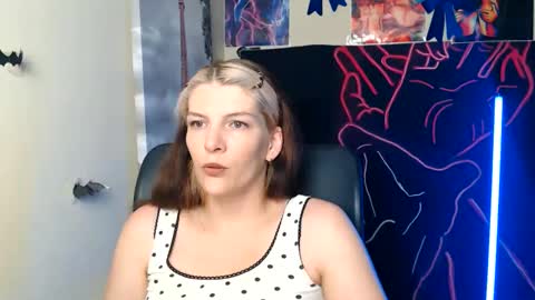 Vanessa online show from June 8, 6:14 am