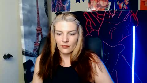 Vanessa online show from May 25, 4:39 pm