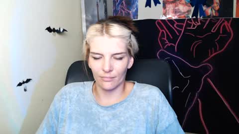 Vanessa online show from August 3, 9:04 am