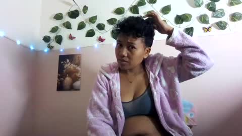 Vayannah online show from July 22, 7:31 am