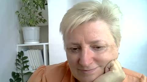 vea_motty online show from June 12, 12:13 pm