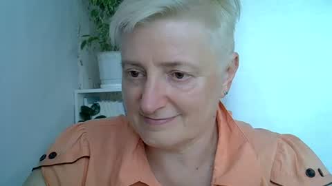 vea_motty online show from July 19, 1:35 pm