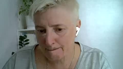 vea_motty online show from July 24, 10:46 am