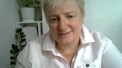 vea_motty online show from May 1, 11:57 am