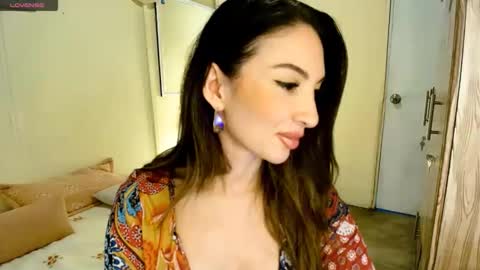 veka_lourens online show from October 25, 5:31 pm