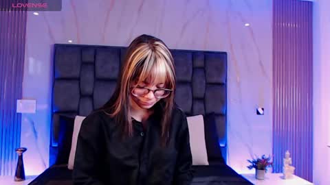 valeria online show from March 6, 12:44 pm