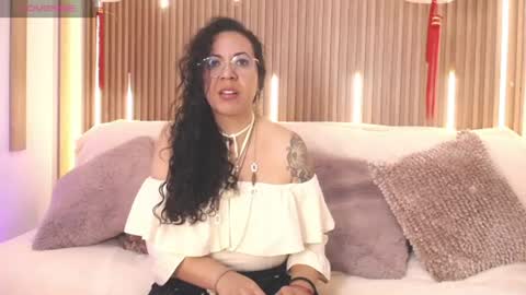 Emma Curly online show from June 11, 12:35 pm