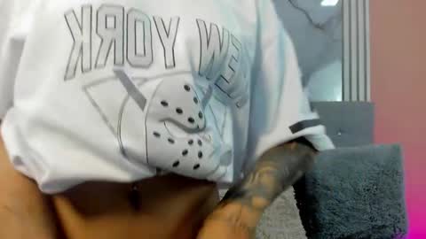 Velvet rebel15 online show from May 2, 12:41 pm