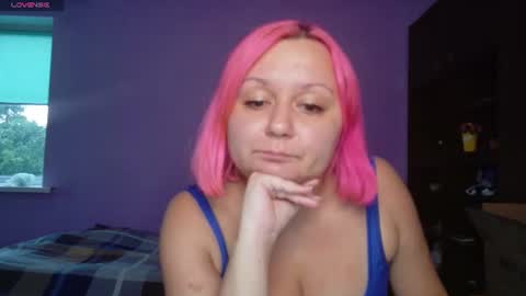 Velvet Rosse online show from July 6, 3:03 pm