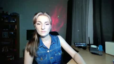 velvet_shadow_ online show from June 23, 7:01 pm