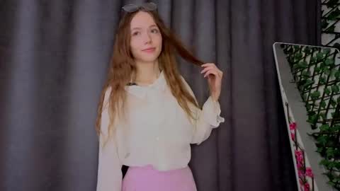 Snapshot of velvet_vice chatting on October 16, 8:33 pm Polly online show from October 16, 8:33 pm