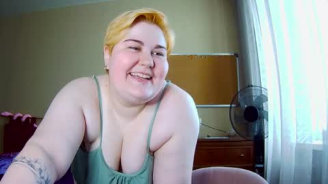 velvetcandy_ online show from July 30, 9:10 am