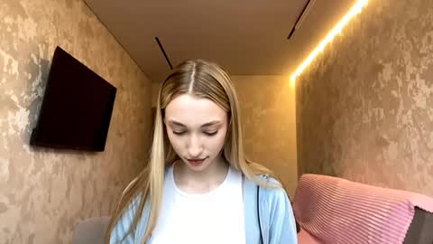 Nika online show from November 15, 8:04 am