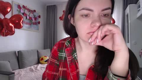 velvetmoon123 online show from February 17, 9:19 am