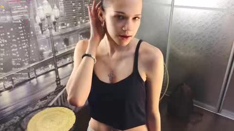 Kelly online show from May 15, 7:33 am