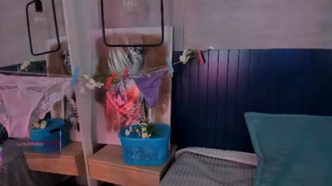 velvettease_ online show from July 28, 2:13 pm