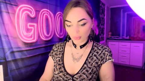 MERYEM online show from February 19, 7:02 pm