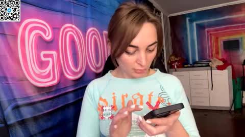 MERYEM online show from March 22, 12:22 pm