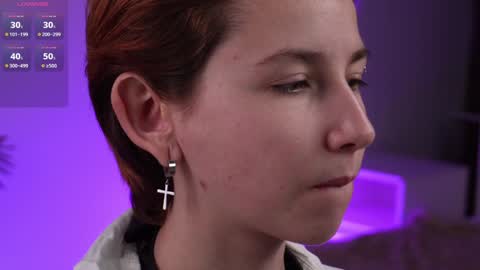 CLEOshort hair  TIna long hair  online show from December 13, 3:11 pm