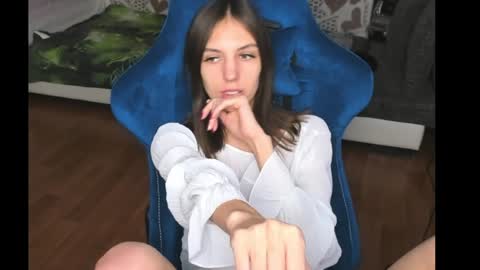 veneradi615 online show from January 22, 2:35 pm