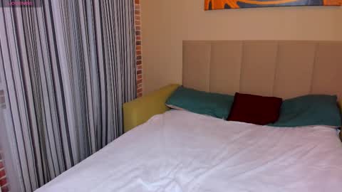 veneradi615 online show from September 10, 9:37 pm