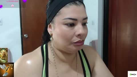 HI IM VENUS SMALL BOOBS  BIG HEART WARM PUSSY online show from May 12, 10:49 pm