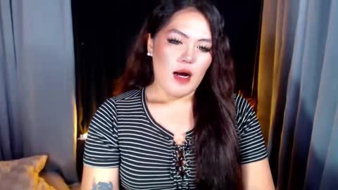 I am Colly Your mystery girl online show from June 7, 12:45 pm