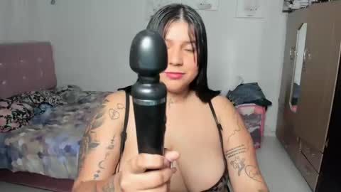 Snapshot of venuswilliamx chatting on September 17, 2:53 am venus online show from September 17, 2:53 am