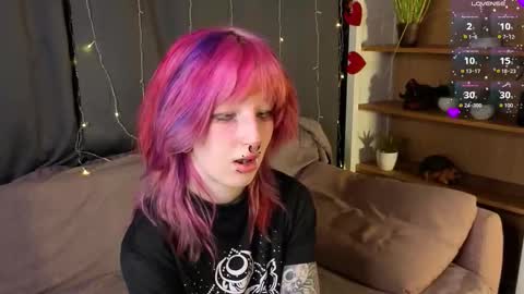 Erica online show from March 17, 8:24 pm