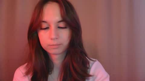 Una online show from January 13, 1:04 pm