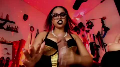 mistress VERESSKA ARDILA online show from June 30, 8:19 pm