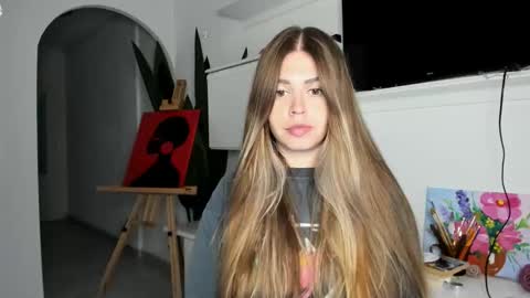 Lolitalolz online show from October 4, 4:55 pm