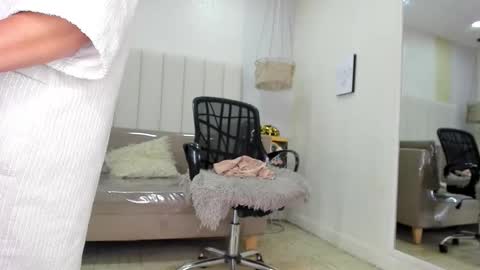 Veronica3  online show from November 7, 5:18 pm