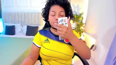 VERONICA online show from June 17, 1:01 pm